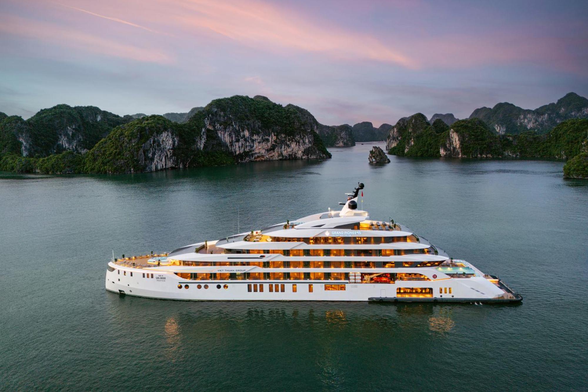 下龍 Grand Pioneers Halong Bay Cruise 1酒店 外观 照片
